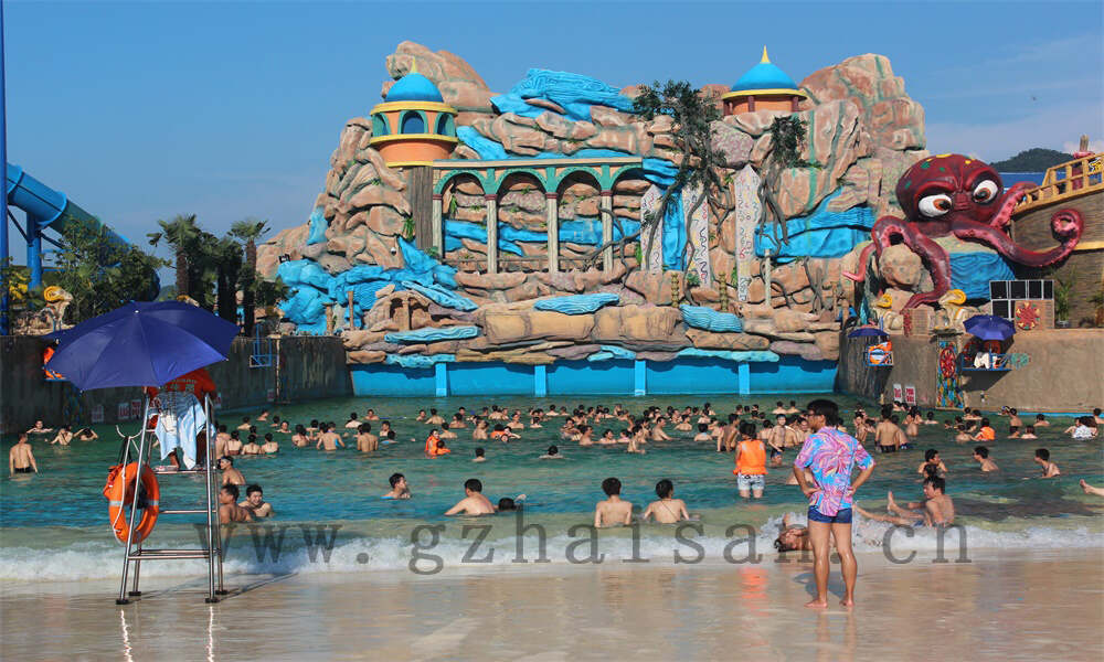 在建造水上乐园时如何进行施工安全管理？